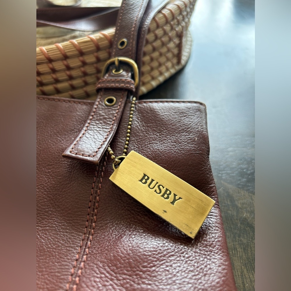 Authentic VINTAGE BUSBY & FOX Leather Purse - Picture 2 of 8